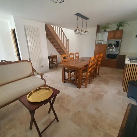 La Cle Des Champs Holiday home